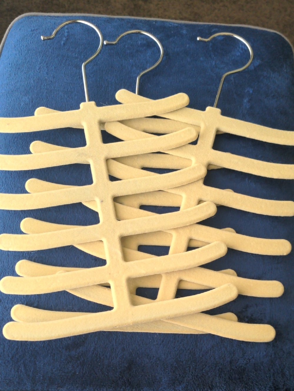Set Of 3 Multi-Tier Velvet Belt/Tie/Scarf Hanger in Tan/Beige